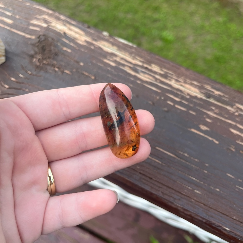 Amber crystal
